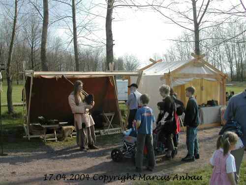 Kunsthandwerkermarkt Bild 1